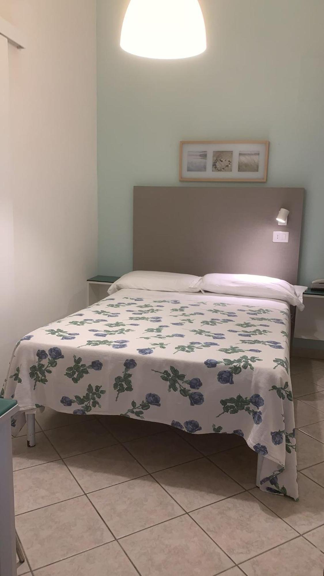 Hotel Rosati リミニ エクステリア 写真