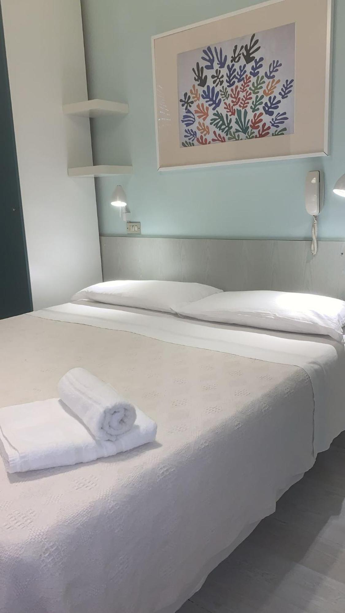 Hotel Rosati リミニ エクステリア 写真