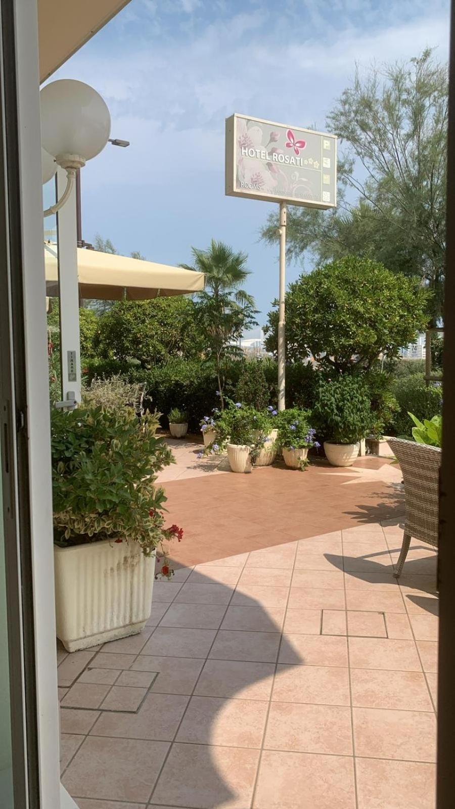 Hotel Rosati リミニ エクステリア 写真